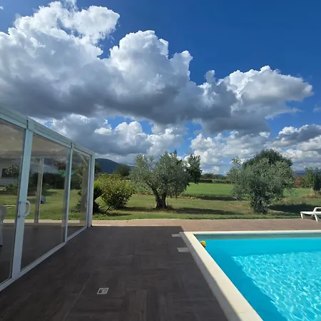 Çiftlik konaklama Grotta Biscia *